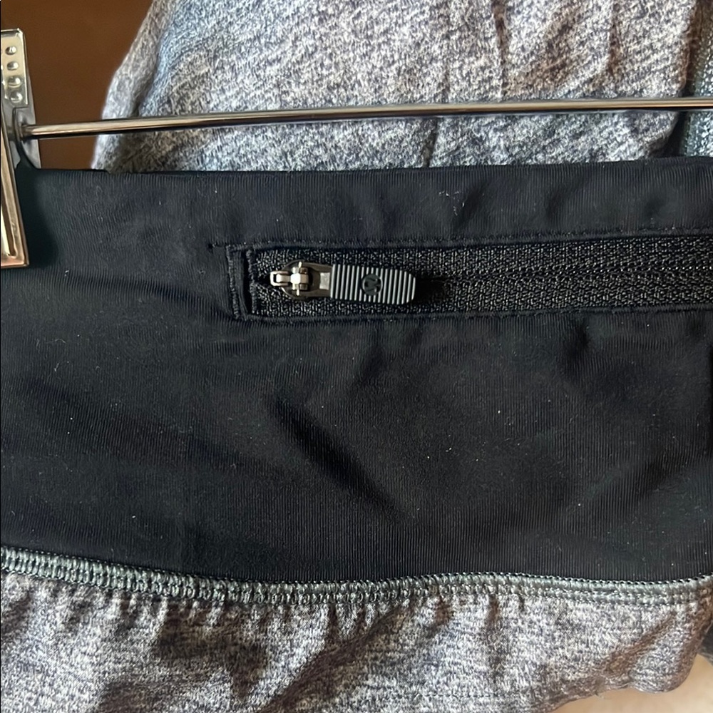 Lululemon Run Time Shorts - Picture 5 of 11